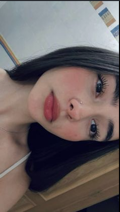 <em><strong>Antonella F.</strong></em>